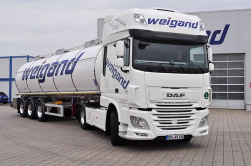 Neuer LKW der Firma Weigand-Transporte